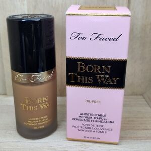 Too Faced Born This Way Foundation - Warm Beige.